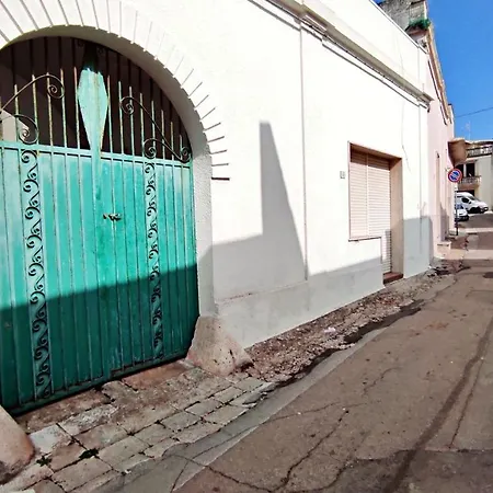 Ferienhaus Casa Ottavio - A 100 Metri Dal Centro Storico E Vicina Al Mare Tiggiano